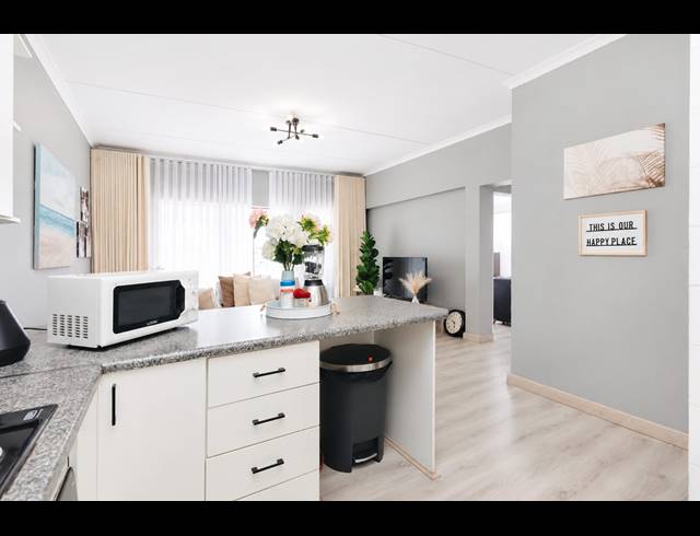 2 BEDROOM APARTMENT FOR SALE IN NORTHGATE